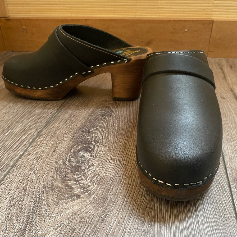 New without tags Lotta From Stockholm Black and Brown Clogs with Wooden Sole